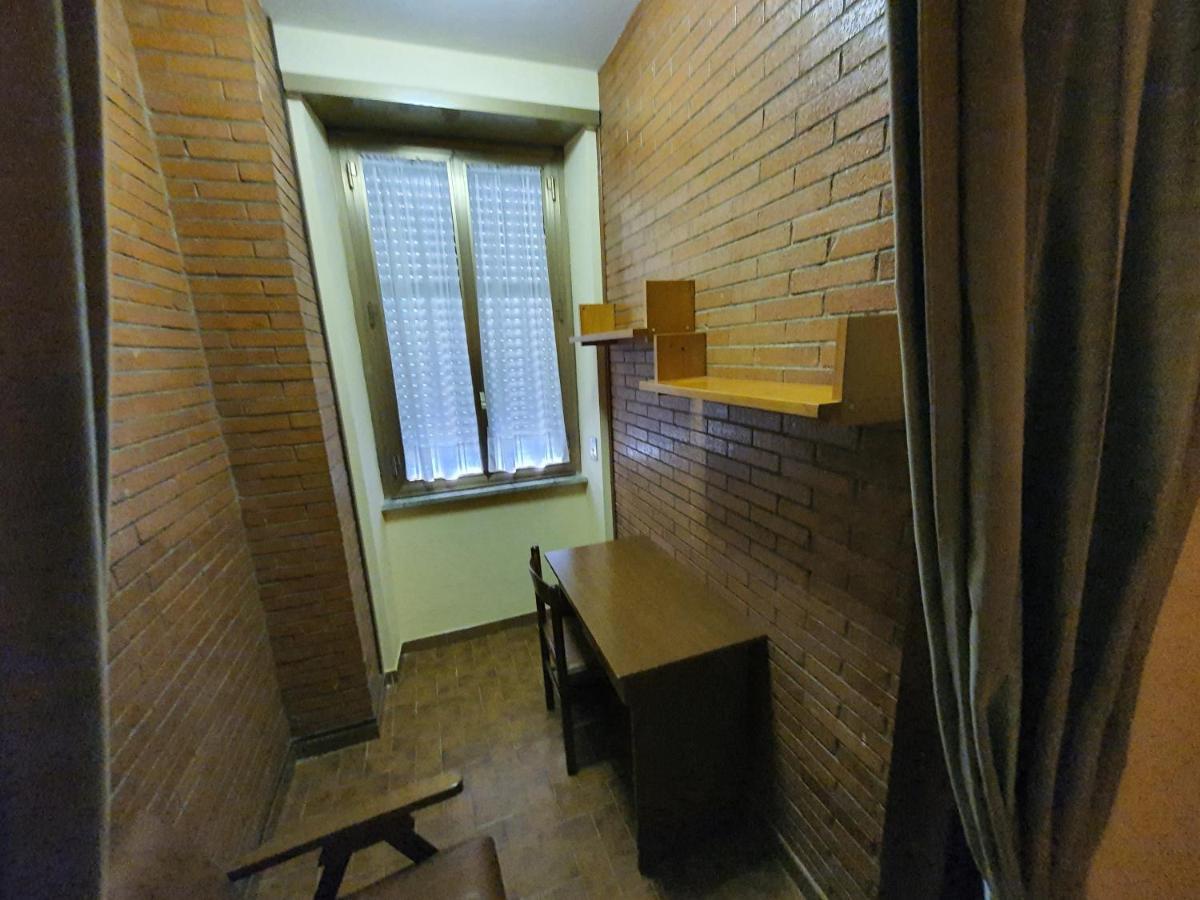 Suore Concezioniste Missionarie - Carmen Salles Roma Bed & Breakfast Exterior foto