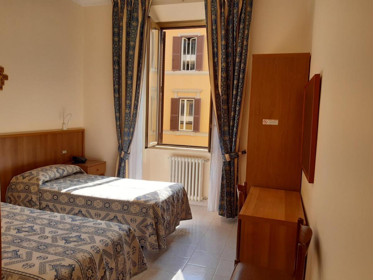 Suore Concezioniste Missionarie - Carmen Salles Roma Bed & Breakfast Exterior foto